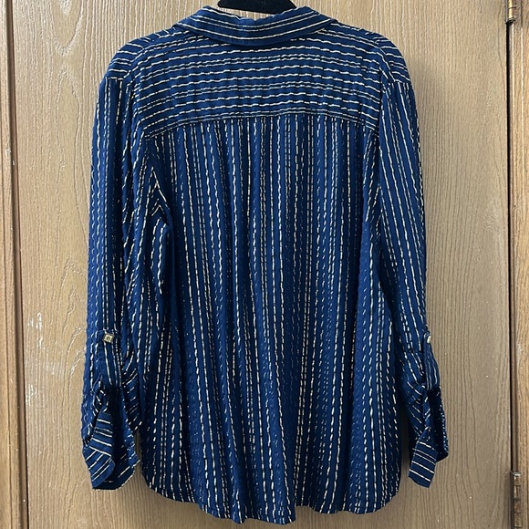 Anne Klein Navy Blue/Gold Shirt - Picture 4 of 4
